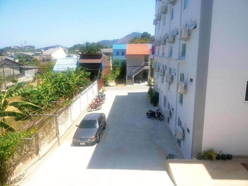 Hotel De Ratt Phuket Exterior foto